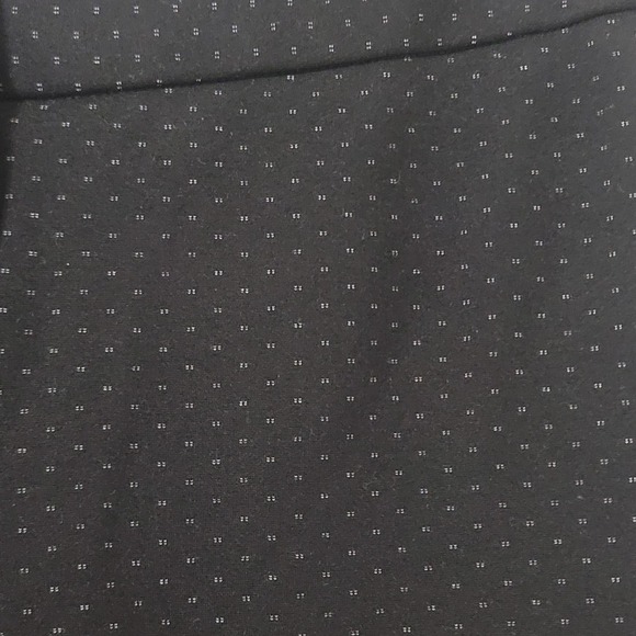 Amanda & Chelsea Ankle Pants Size 6 Black‎ White Slim Stretch Dots Flat Front - Picture 5 of 10